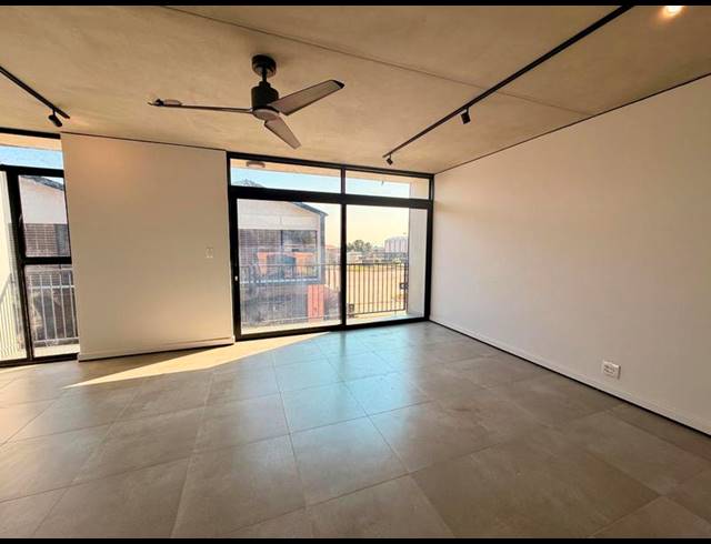 2 BEDROOM TOWNHOUSE FOR SALE IN OLYMPUS AH